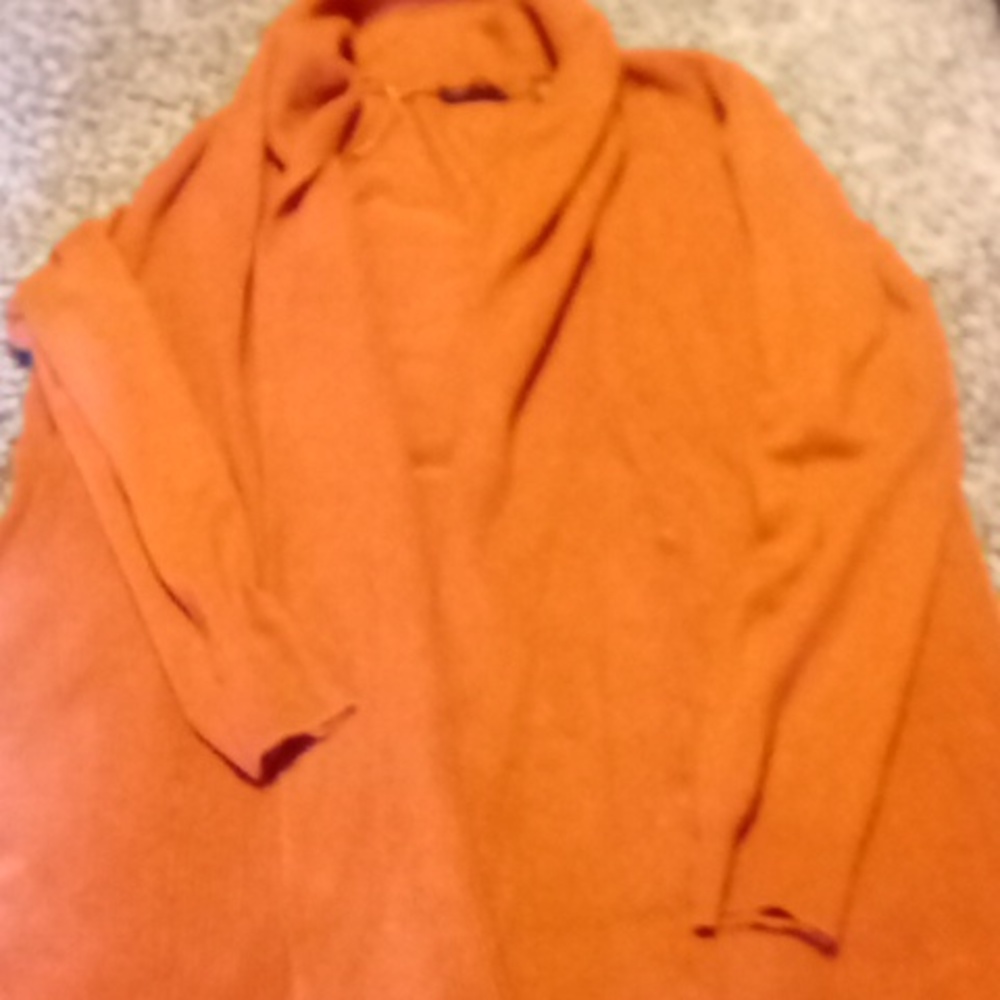Cyrus xl nwt pumpkin spice color open ribbed front sweater